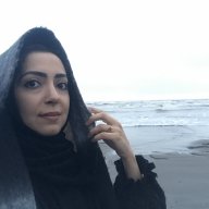 زهرا نادری